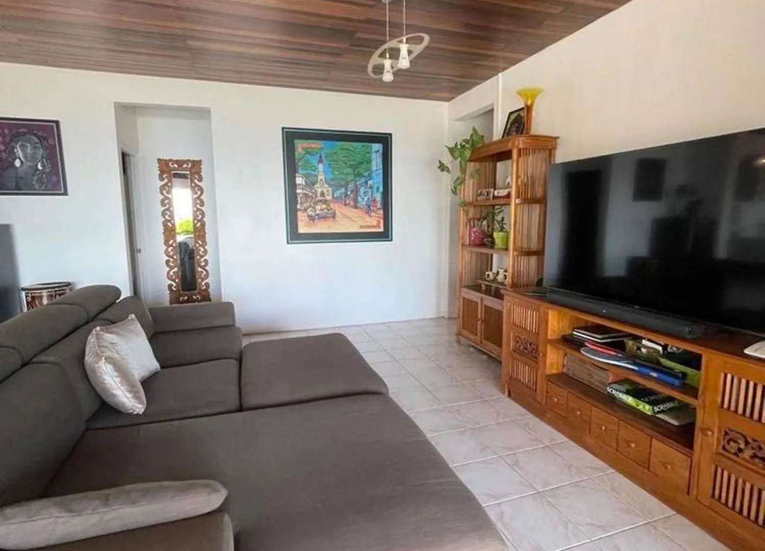 Enjoy Camanukea Lodge Mahina